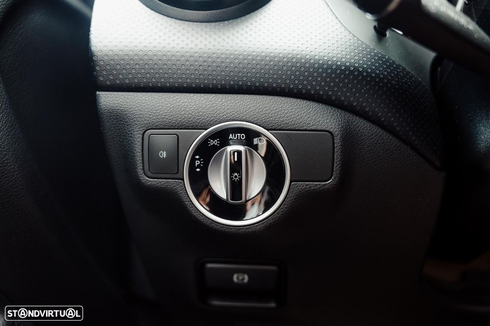 Mercedes-Benz A 45 AMG 4-Matic - 28