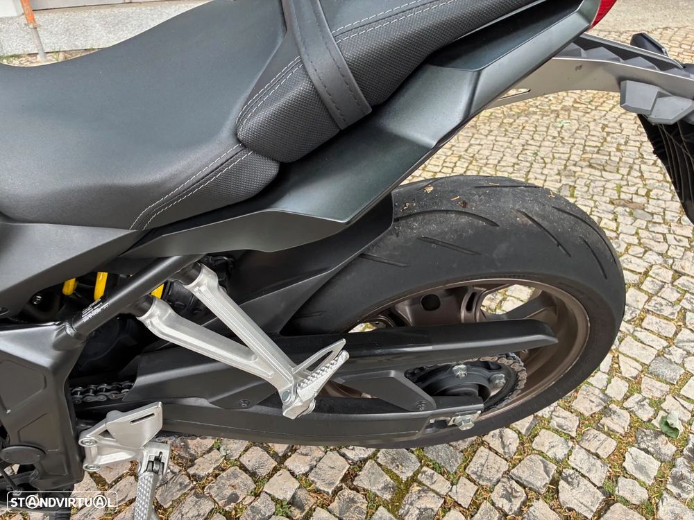 Honda CB 650 RA - 12