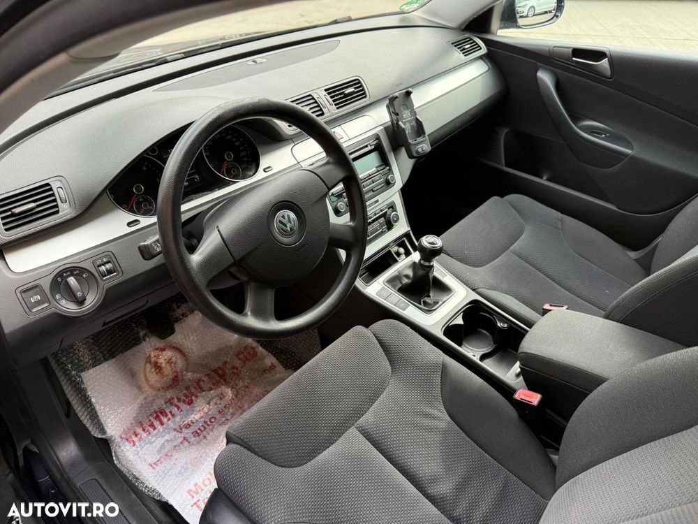 Volkswagen Passat - 3