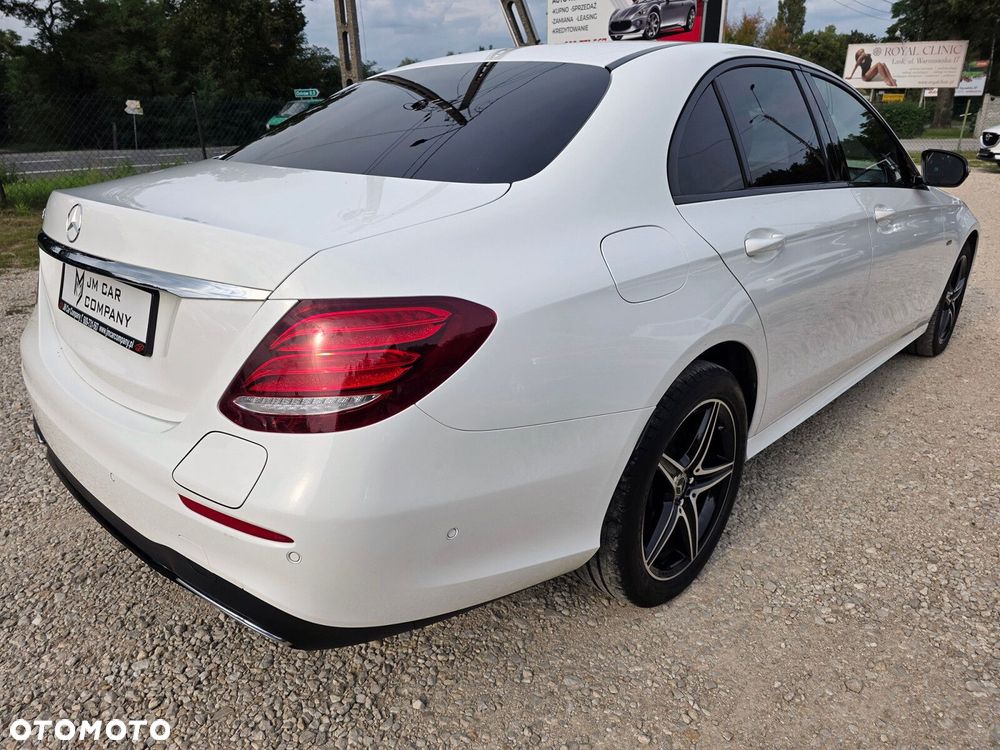 Mercedes-Benz Klasa E - 21