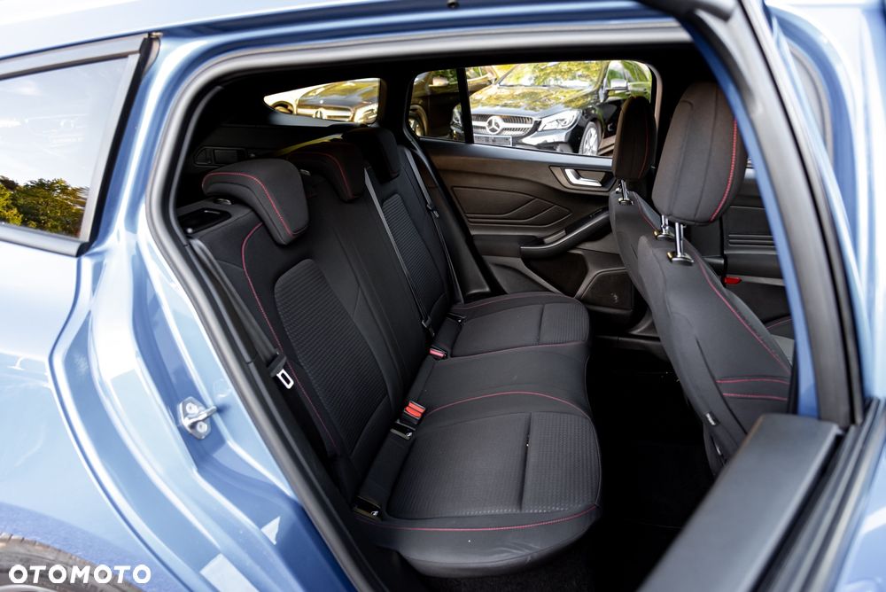 Ford Focus 1.5 EcoBlue STart-Stopp-System ST-LINE X - 22