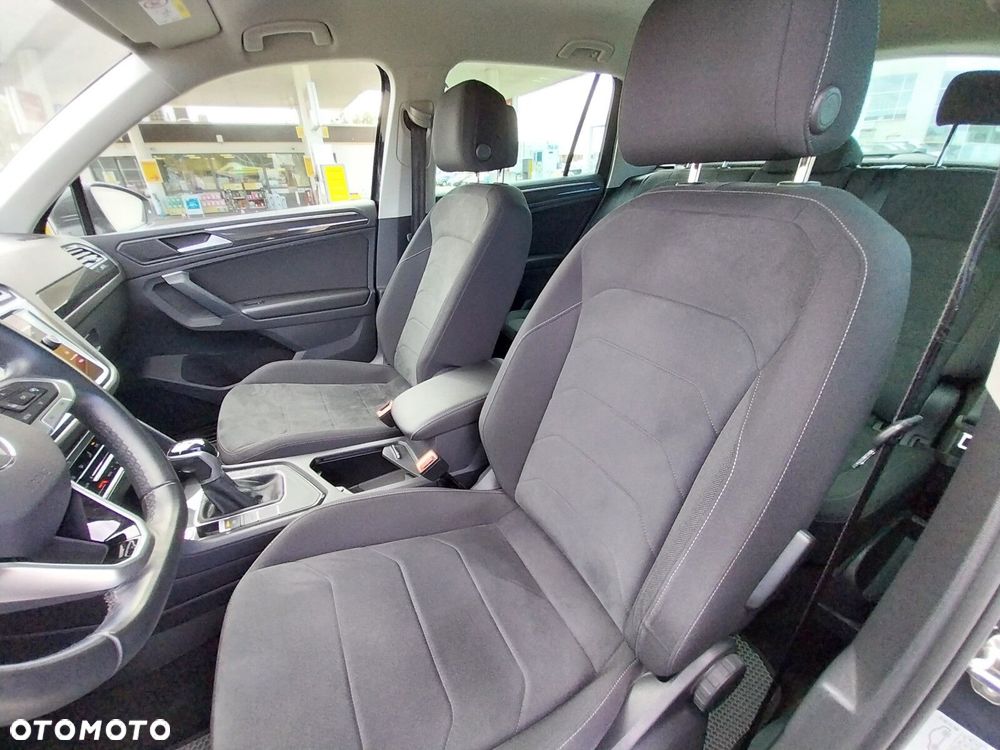 Volkswagen Tiguan - 12