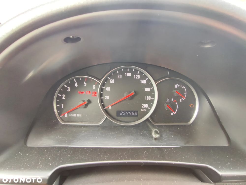 Suzuki Grand Vitara 2.0 HDi - 20