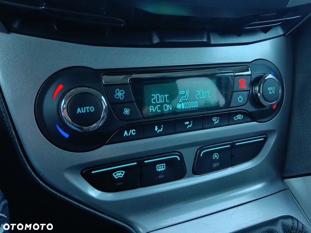 Ford Focus 1.0 EcoBoost STart-Stopp-System TITANIUM - 21