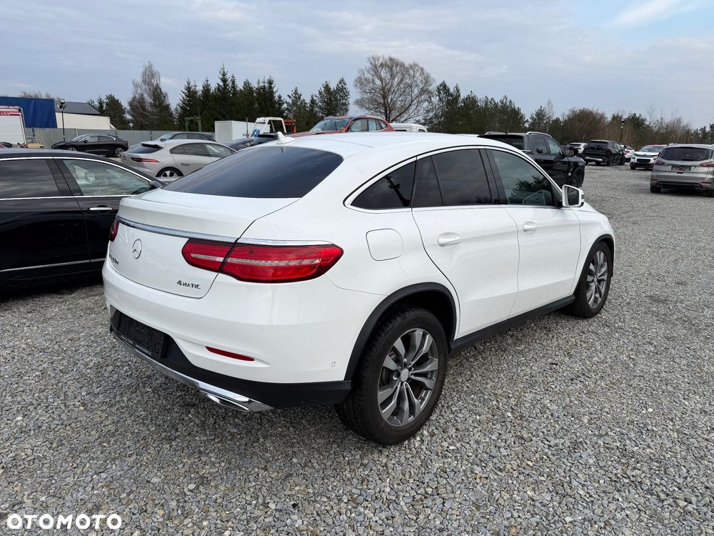 Mercedes-Benz GLE 350 d 4Matic 9G-TRONIC AMG Line - 3