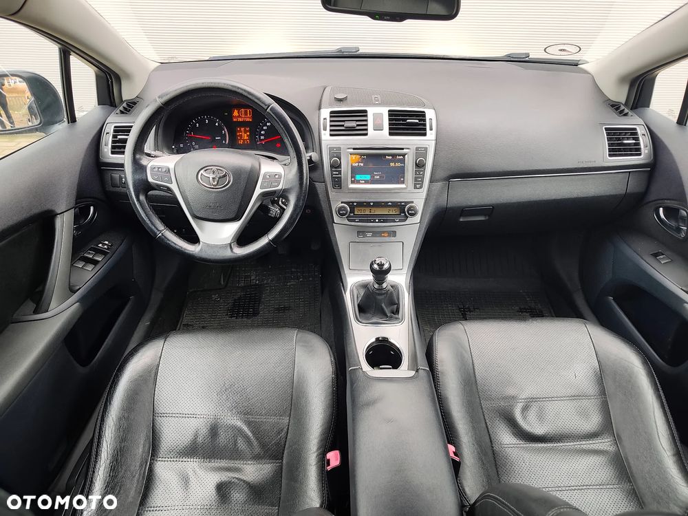 Toyota Avensis 2.0 D-4D Comfort - 16