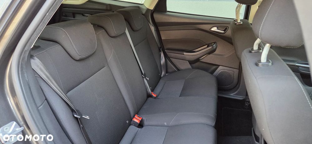 Ford Focus 1.0 EcoBoost Titanium - 33
