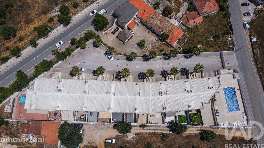 Moradia geminada T3 em Ferreiras de 131,1 m2 - Grande imagem: 3/40
