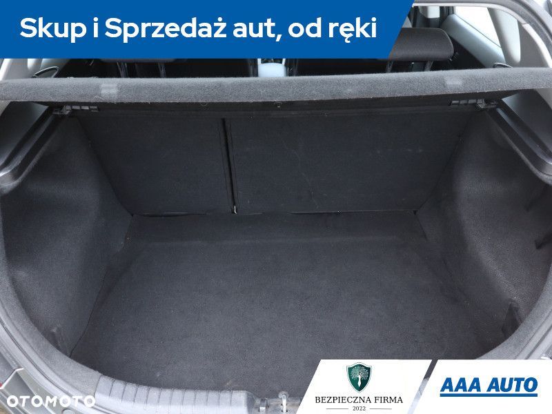 Kia Ceed - 15