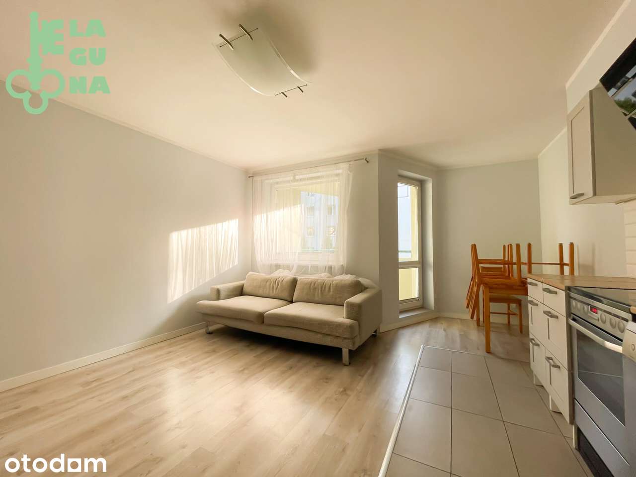 Gdynia Dąbrowa, 58m2, trzy pokoje, balkon, garaż, pierwsze piętro