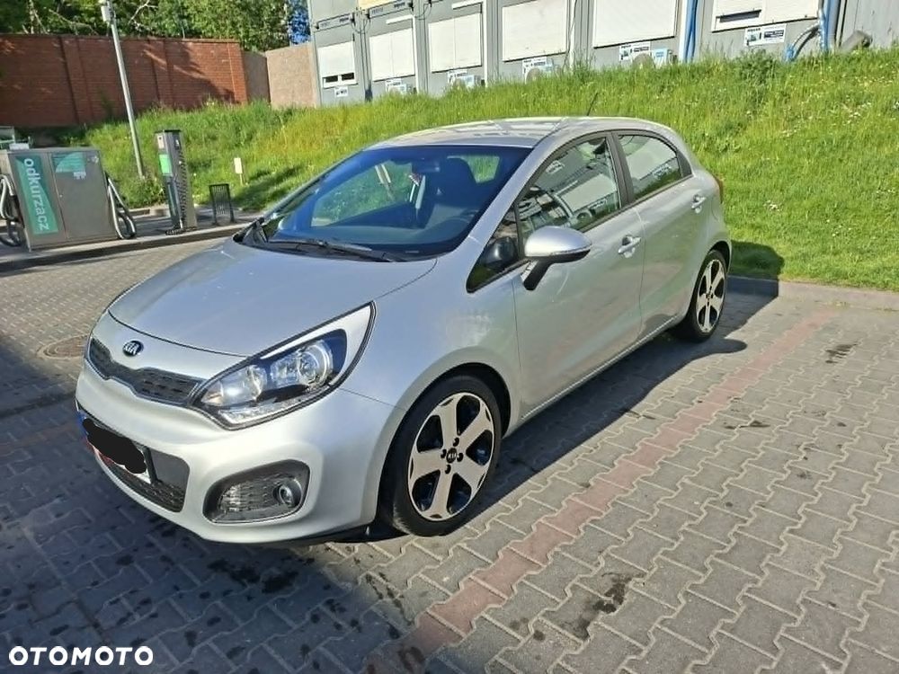 Kia Rio 1.2 XL - 4