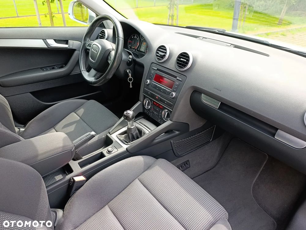 Audi A3 Sportback 2.0 TDI DPF Attraction - 19