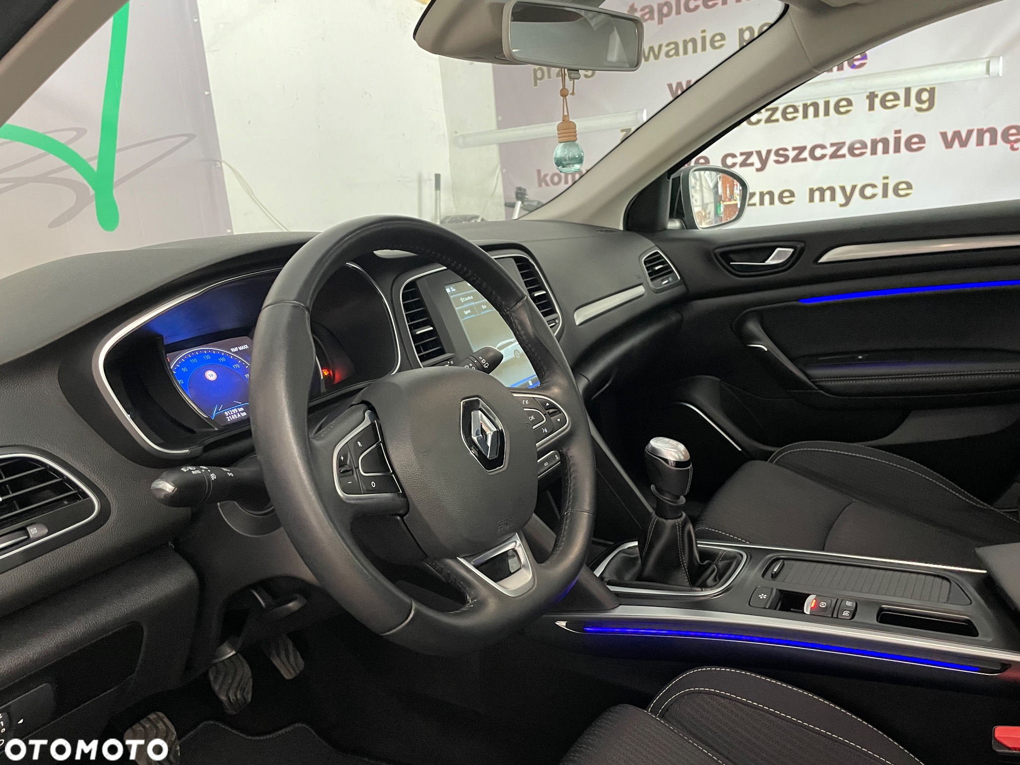 Renault Megane 1.3 TCe FAP Limited - 32