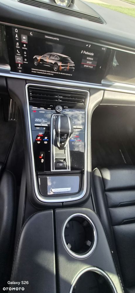 Porsche Panamera 4S Executive - 13