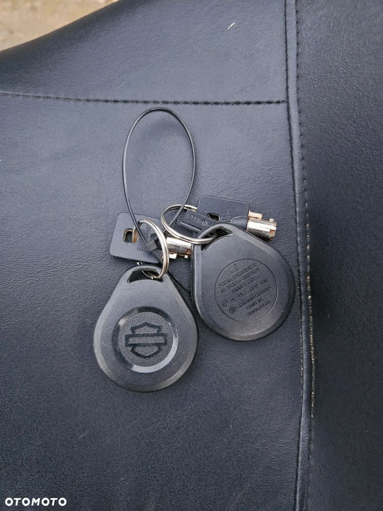 Harley-Davidson Touring Electra Glide - 10