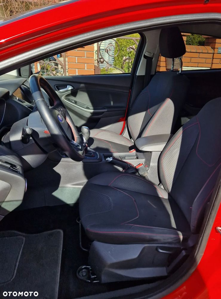 Ford Focus 1.5 EcoBoost STart-Stopp-System ST-LINE - 12