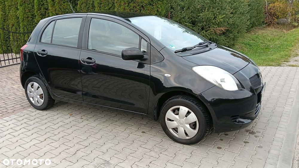 Toyota Yaris - 5