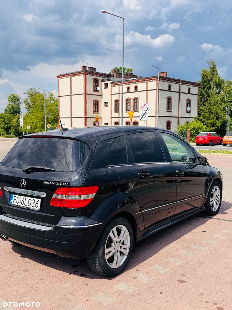 Mercedes-Benz Klasa B 180 CDI Autotronic - 11