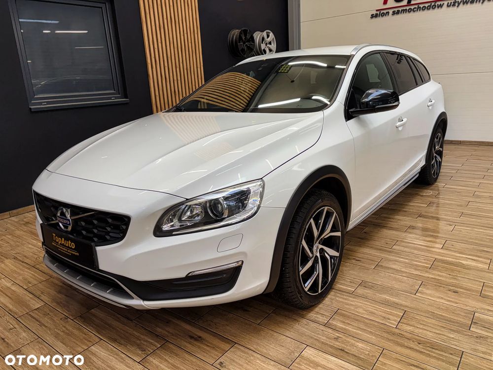 Volvo V60 Cross Country D3 Geartronic Summum - 13