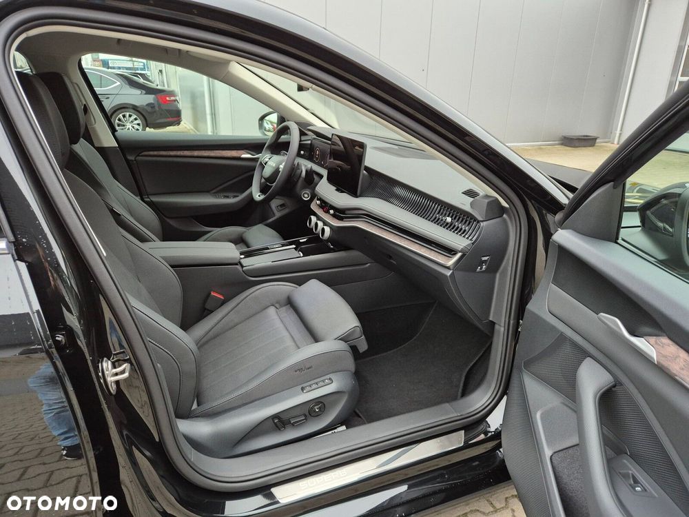 Skoda Superb 2.0 TSI L&K DSG - 13