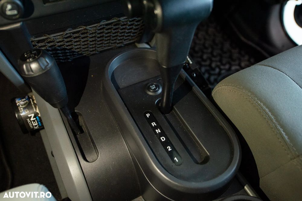 Jeep Wrangler Unlimited 2.8 CRD DPF Automatik Rubicon - 28