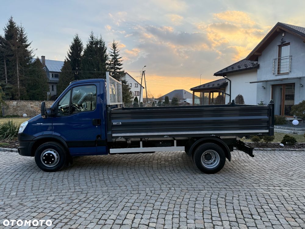 Iveco 70C17 35C15 50C15 - 11
