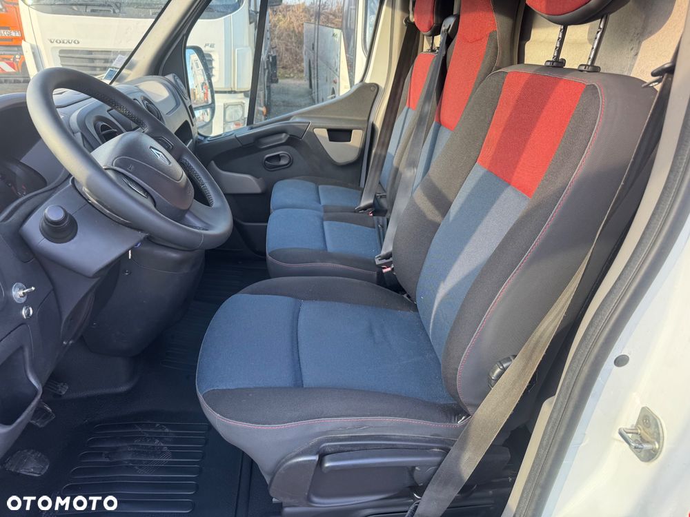 Renault Master 2015 r. L2H2 Blaszak klimatyzacja - 11