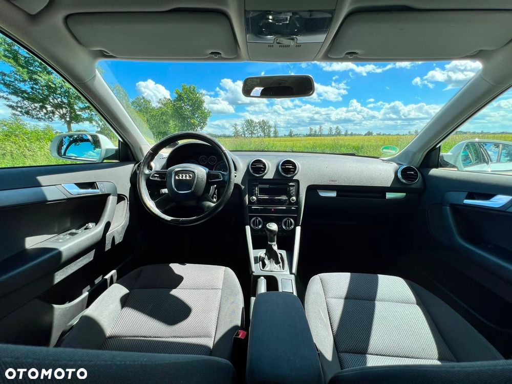 Audi A3 Sportback - 8
