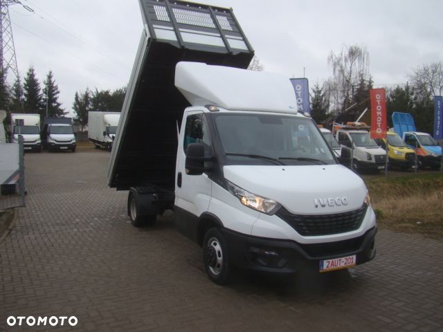 Iveco DAILY 35 C 15 3.5T 4.60M 3.5T NA HAKU CLIMATRONIC - 12