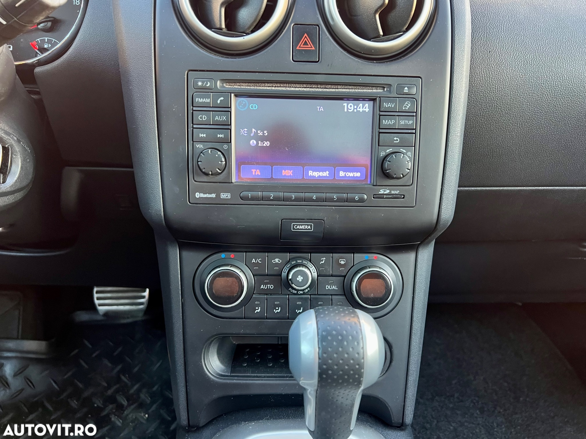 Nissan Qashqai 2.0 DCI 4 x 4 DPF Aut 360 - 25
