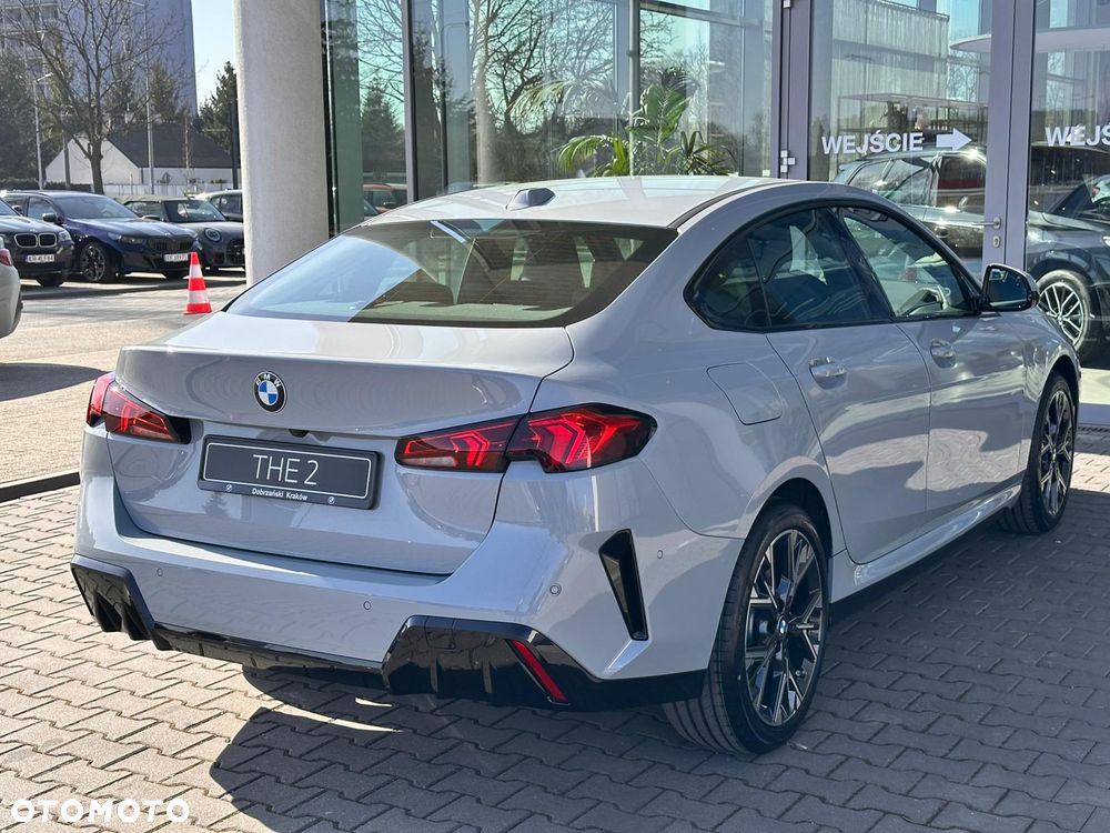 BMW Seria 2 220i mHEV - 7