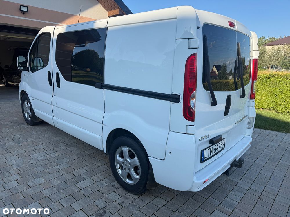 Opel Vivaro - 9