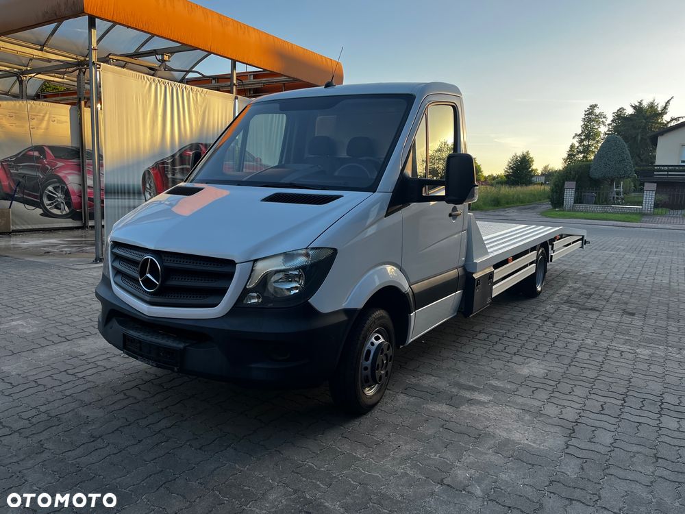Mercedes-Benz Sprinter - 13