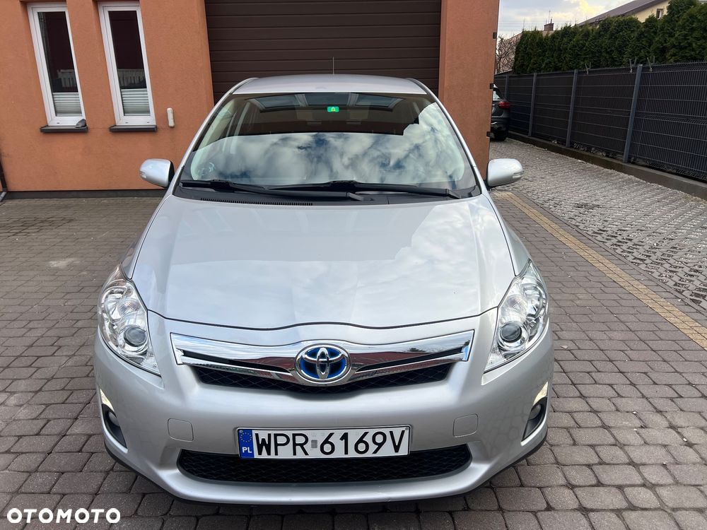 Toyota Auris - 1