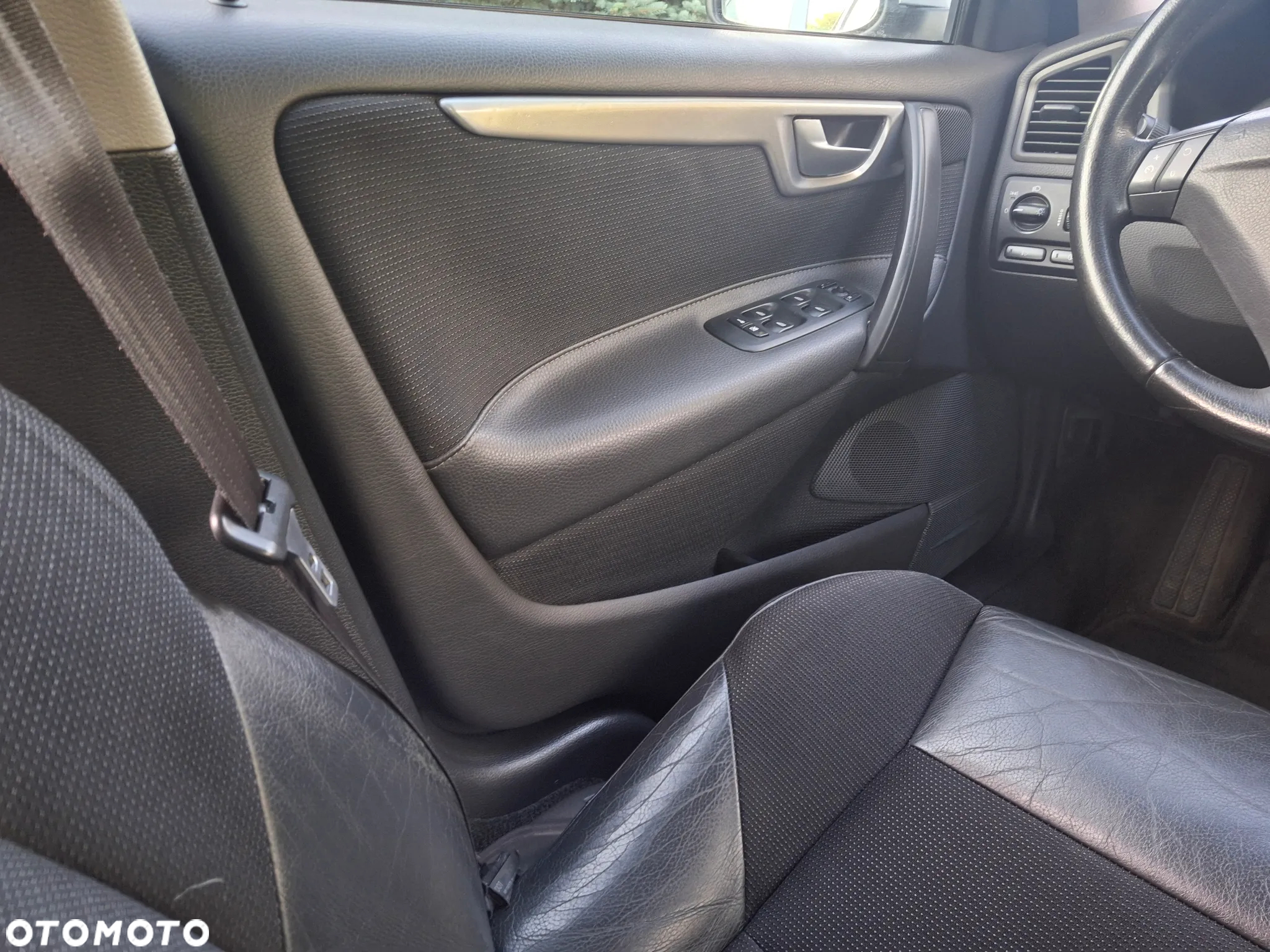 Volvo S60 2.4D5 Kinetic - 11