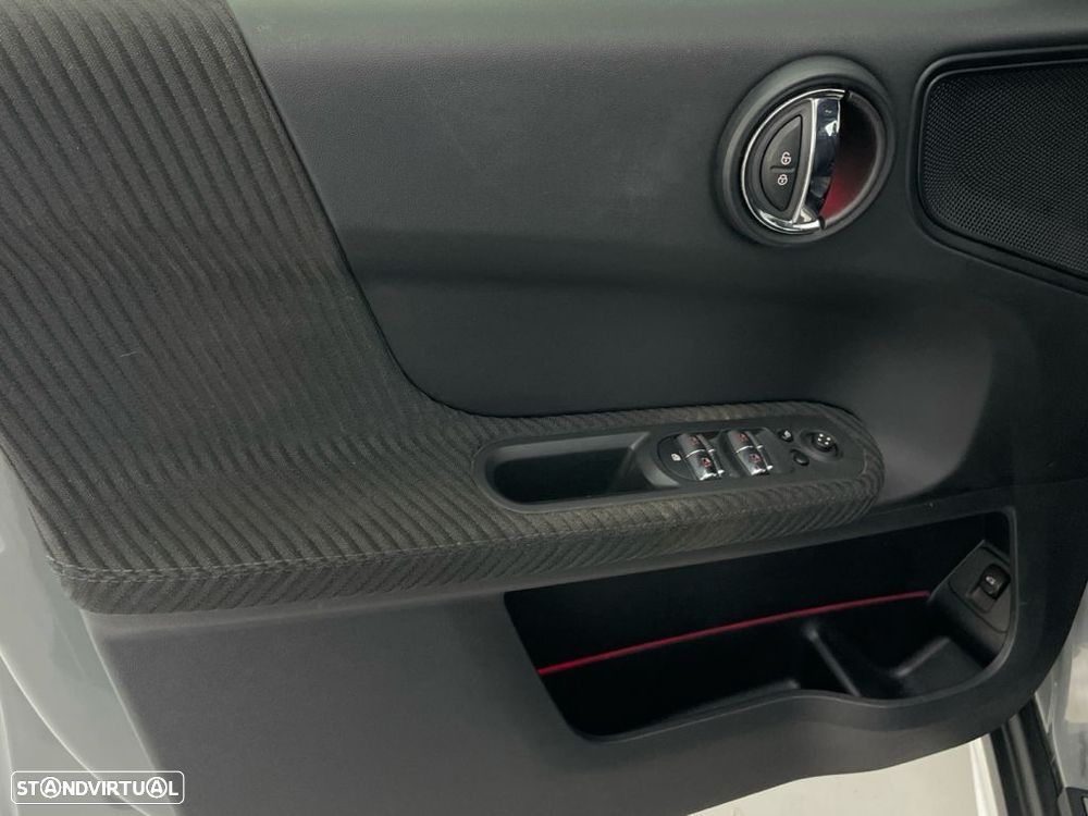 MINI Countryman Cooper D - 17