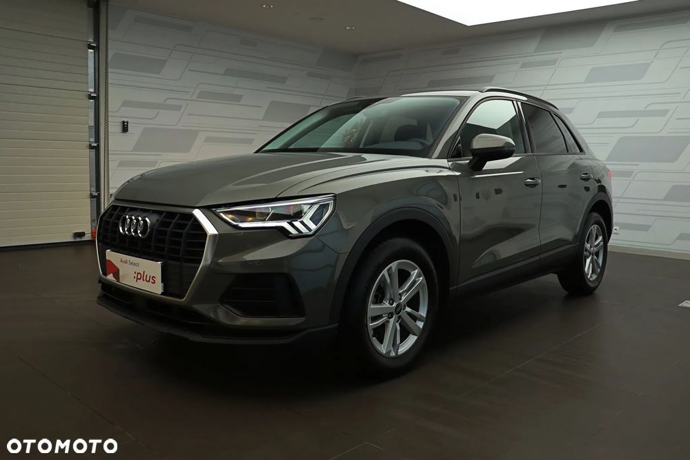 Audi Q3 35 TFSI S tronic - 1