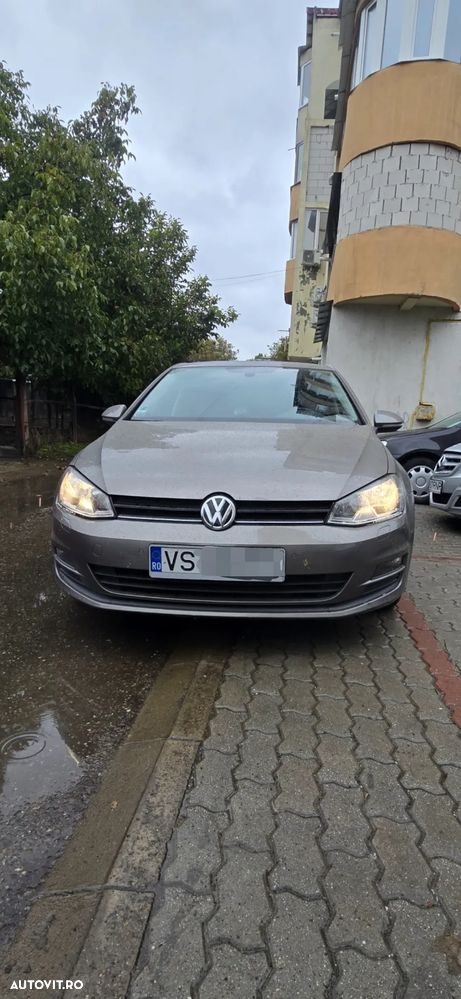 Volkswagen Golf - 3