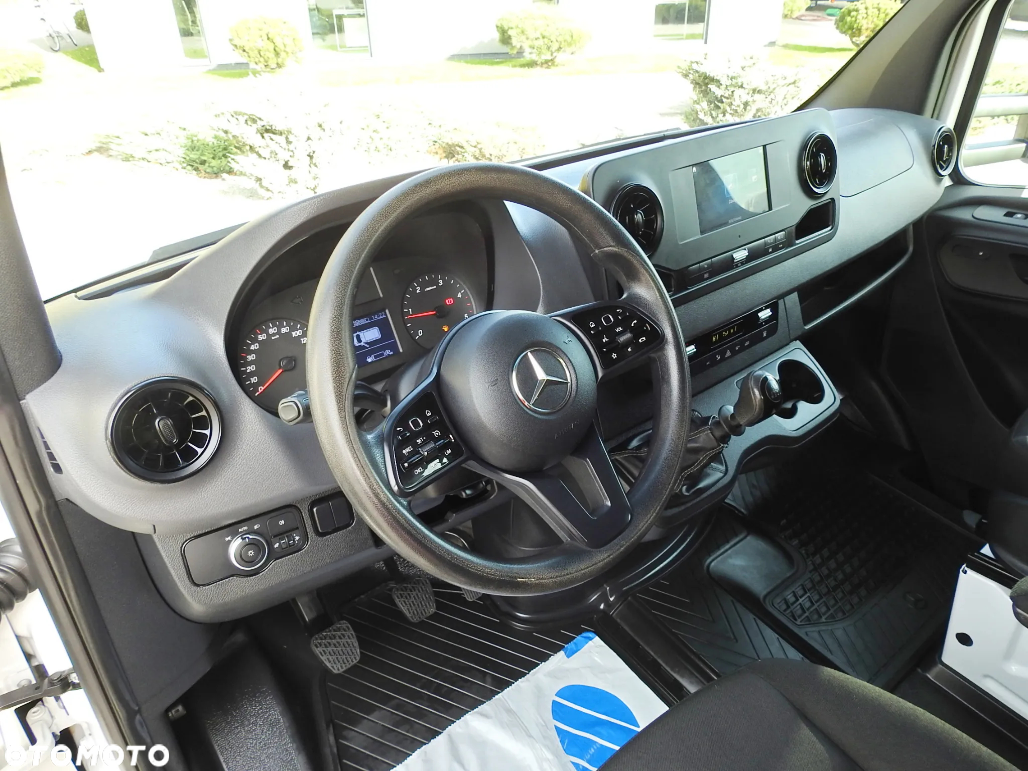 Mercedes-Benz SPRINTER 516 SKRZYNIA PODWÓJNA KABINA DOKA 6 MIEJSC TEMPOMAT KLIMATYZACJA BLIŹNIACZE KOŁA 160KM [ 113742 ] - 3