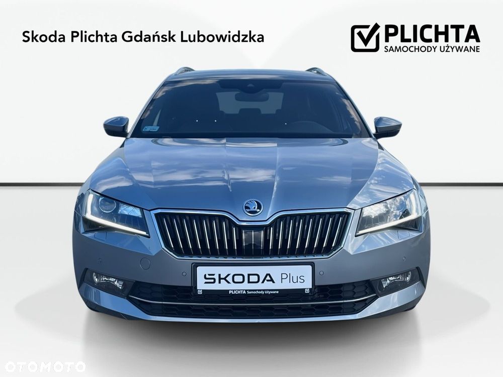 Skoda Superb 2.0 TSI L&K DSG - 33