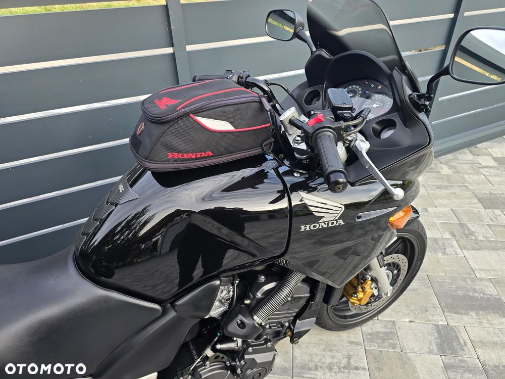 Honda CBF - 28