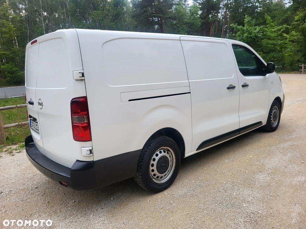 Opel Vivaro - 11