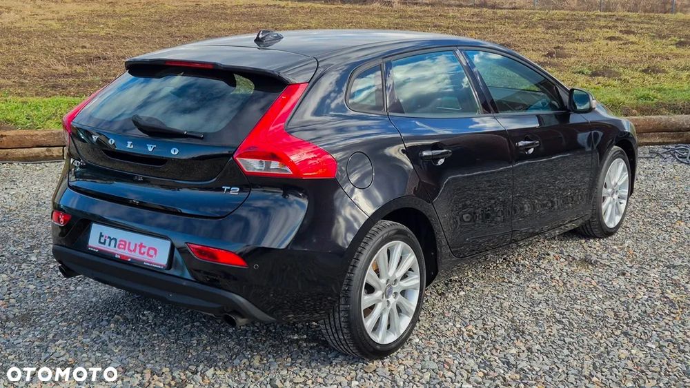 Volvo V40 T3 Momentum - 30