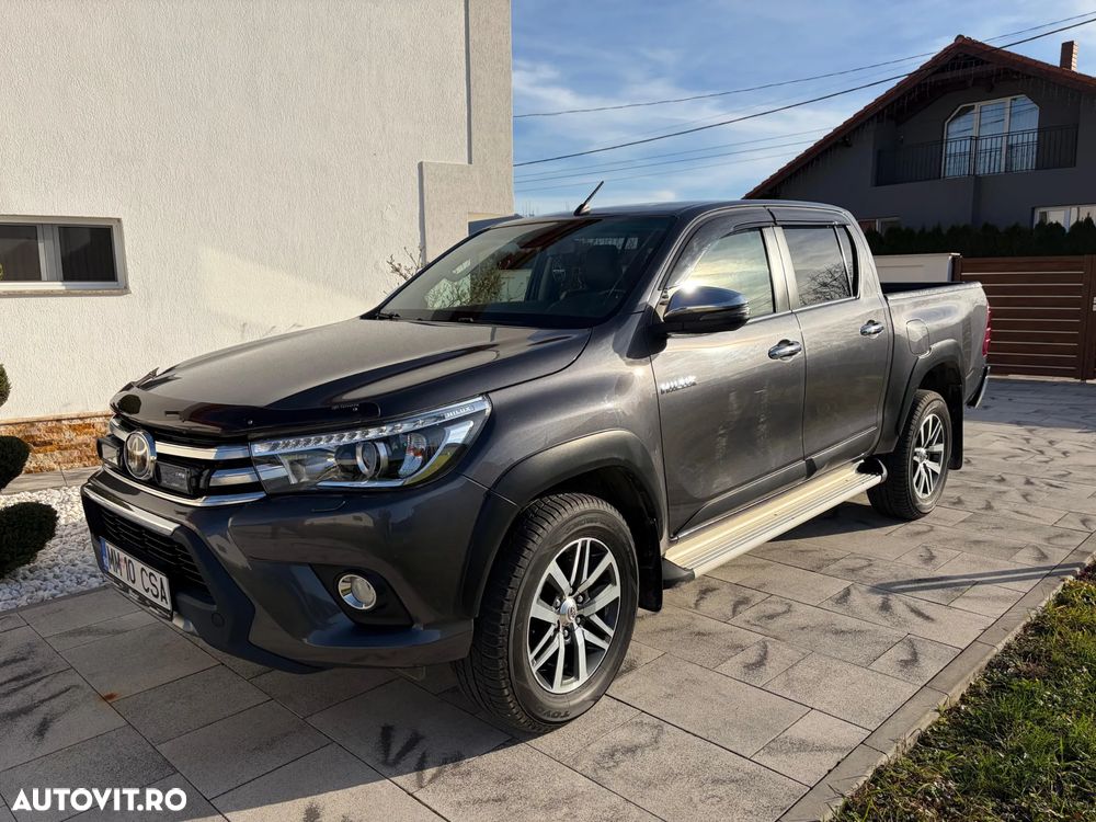 Toyota Hilux - 2
