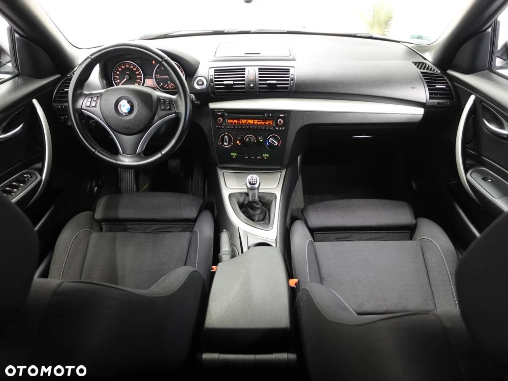 BMW Seria 1 - 23