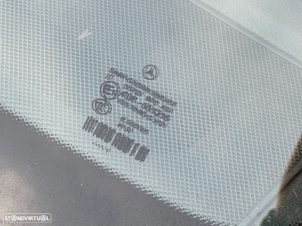 Mercedes-Benz E 250 CDI Avantgarde BE Auto. - 16