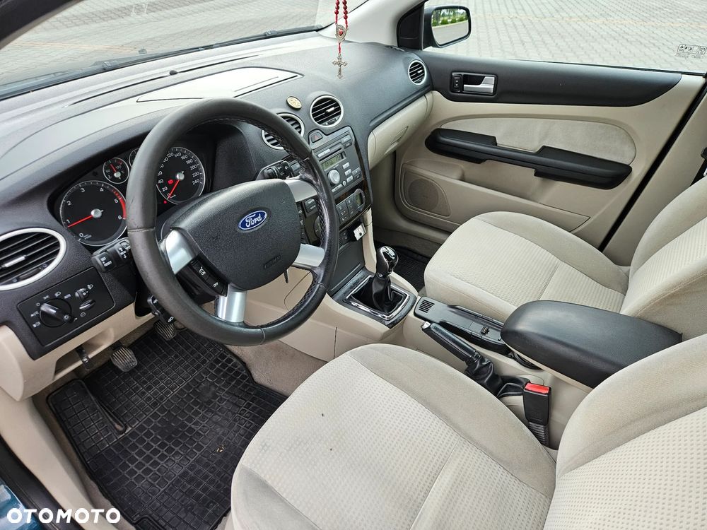 Ford Focus 1.6 TDCi Ghia - 21