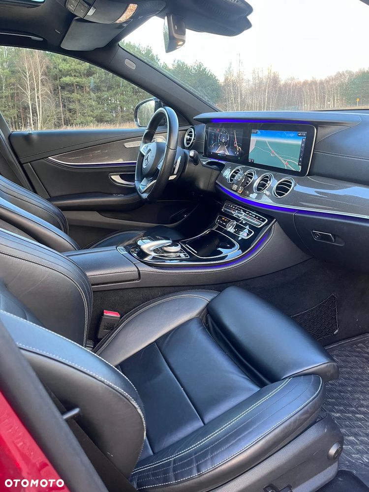 Mercedes-Benz Klasa E 220 d Business Edition 9G-TRONIC - 4