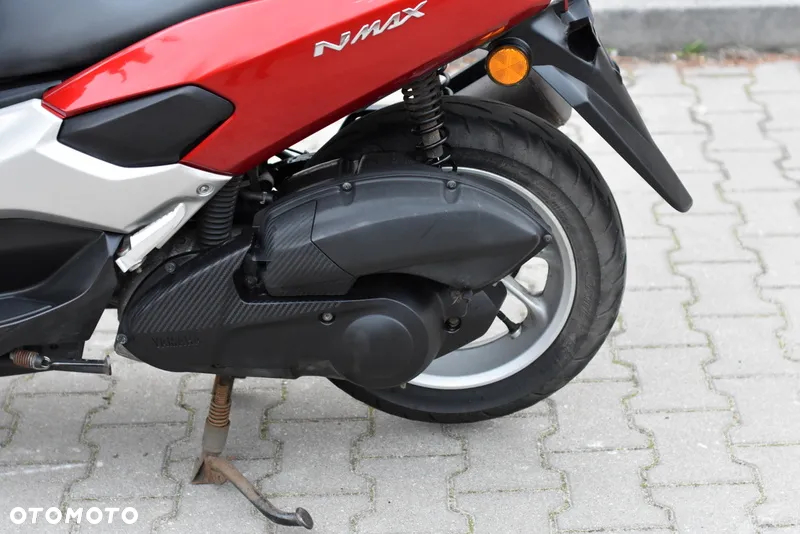 Yamaha NMAX - 24