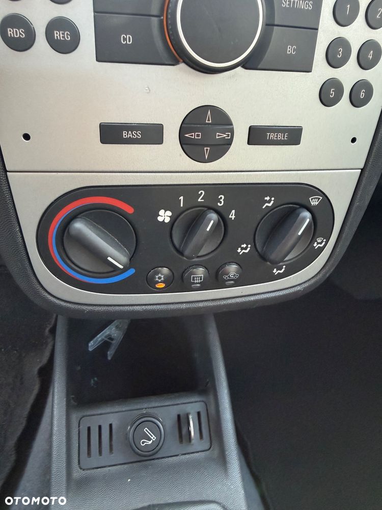 Opel Combo - 21